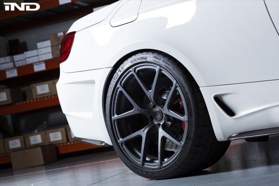  BMW M3 Convertible by IND Distribution 2014 года  (фото 17 из 25)
